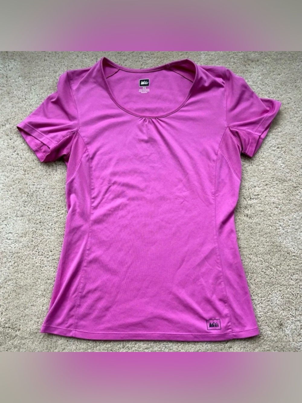 REI Co-op Women's Pink Activewear T Shirt - Size XS - EUC - 100% Polyester